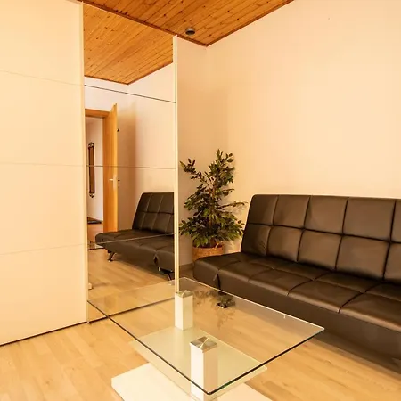 Miraflor Betty By アパート *