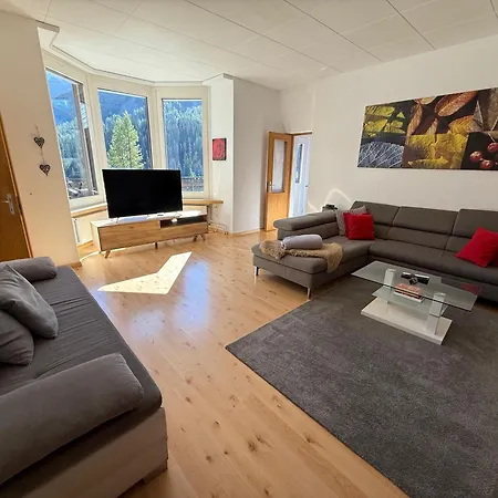 Miraflor Betty By * 阿罗萨